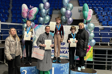 Ленинградские фигуристы продолжают покорять лед