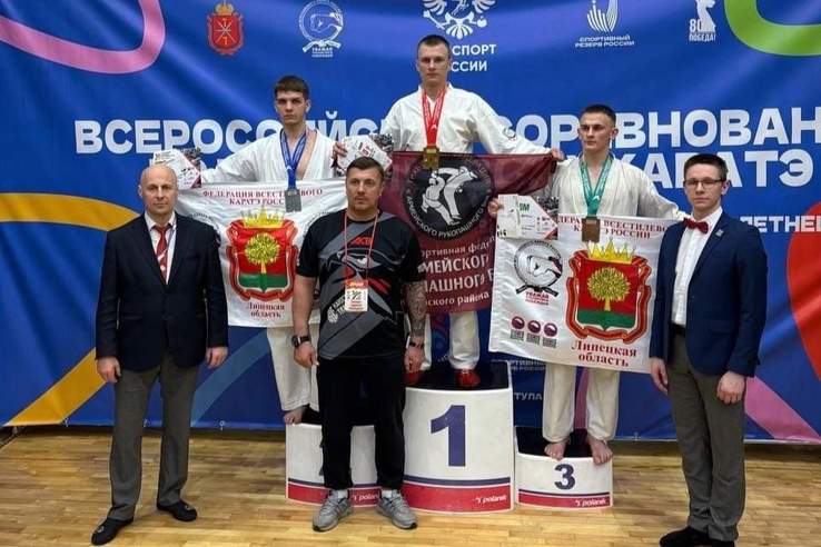 Каратисты Ленобласти завоевали медали на всероссийских соревнованиях