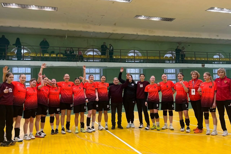 Сборная Ленобласти по гандболу вырвала путёвку в финал Спартакиады России